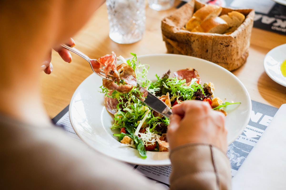 Eating out mindfully